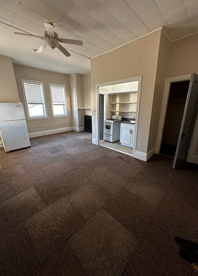 property at 1941 Madison St