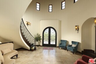 4718 White Oak Ave in Los Angeles, CA - Building Photo - Building Photo