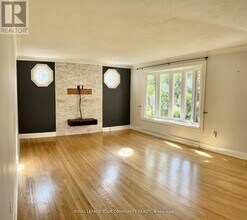 134 James St in King City, ON - Building Photo - Building Photo