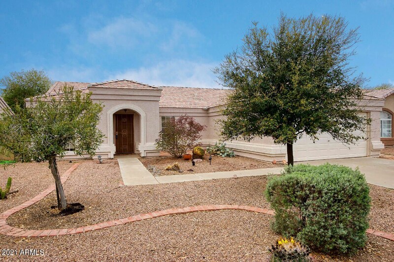 2357 E Cathy Ct in Gilbert, AZ - Building Photo
