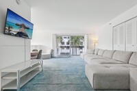 1345 West Ave in Miami Beach, FL - Building Photo - Building Photo