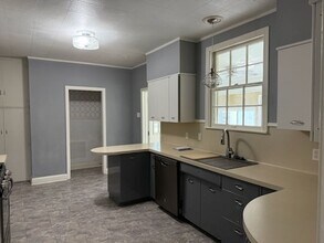 1413 Augusta Ave in Tyler, TX - Building Photo - Building Photo