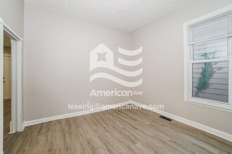 1820 N Peoria Ave in Peoria, IL - Foto de edificio - Building Photo