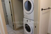 454 E Center St photo'