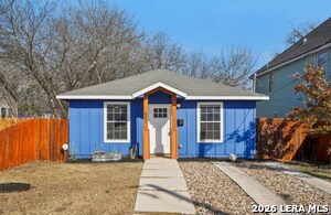 627 Blaine in San Antonio, TX - Building Photo