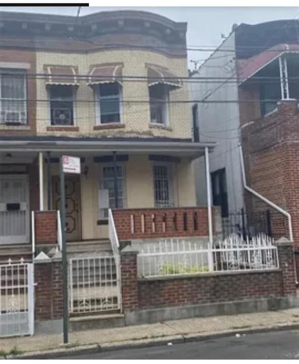 650 Cleveland St in Brooklyn, NY - Building Photo