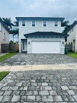 3114 SE 3rd Dr in Homestead, FL - Building Photo