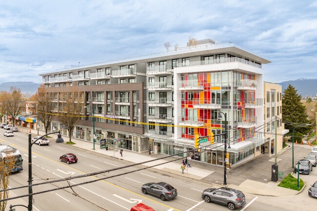 GEC - Kingsway in Vancouver, BC - Building Photo - Building Photo