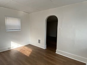 200 Onyx Ave in Pittsburgh, PA - Building Photo - Building Photo