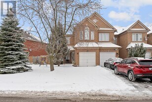 31 Craddock St in Vaughan, ON - Building Photo