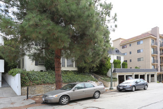 504 Glenrock Ave in Los Angeles, CA - Building Photo - Building Photo