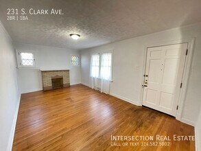 231 S Clark Ave in Ferguson, MO - Building Photo - Building Photo