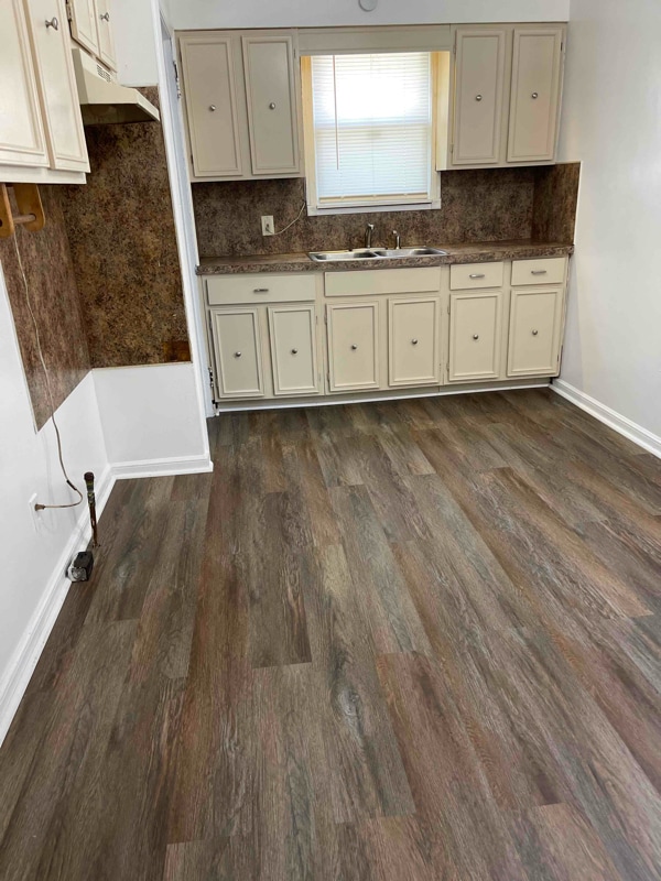 18682 Bloom St in Detroit, MI - Foto de edificio - Building Photo