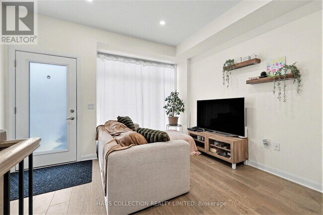 336 Foliage Private in Ottawa, ON - Building Photo - Building Photo