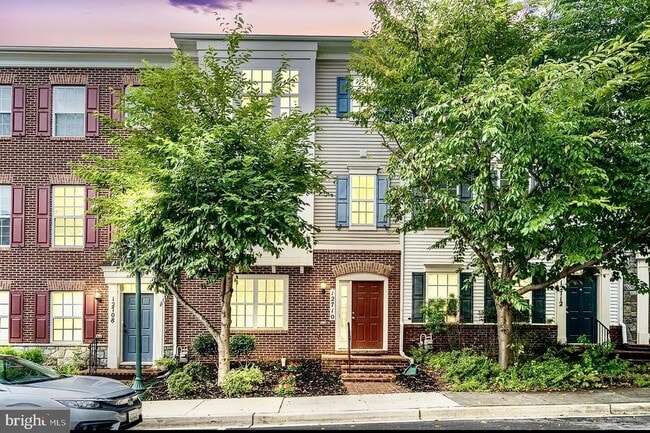 property at 12710 Horseshoe Bend Cir