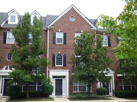 11723 Chant Ln in Zionsville, IN - Building Photo