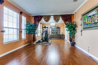 8133 Skyridge Dr in Plano, TX - Building Photo - Building Photo