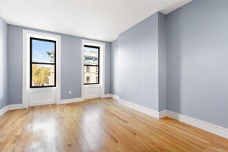 935 Park Ave in Hoboken, NJ - Building Photo - Building Photo