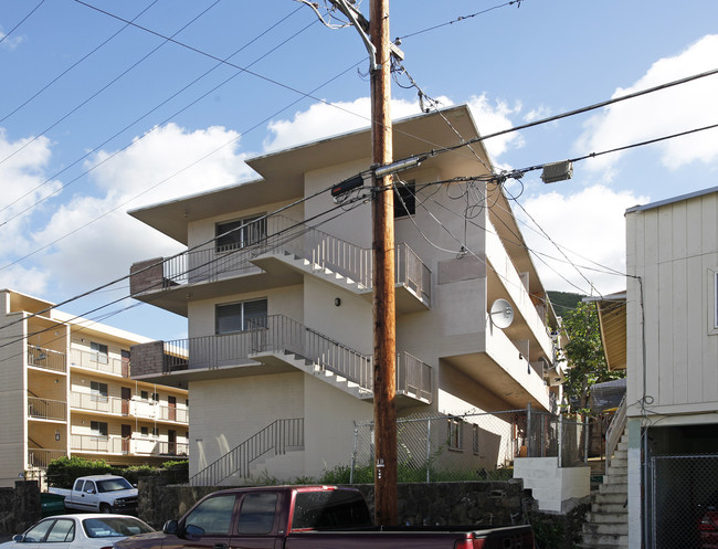 1455 Lusitana St in Honolulu, HI - Building Photo - Building Photo