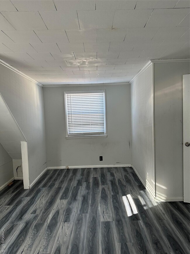 626 Wool Ave in Franklin Square, NY - Building Photo - Building Photo