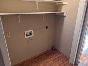 1017 12th St SE, Unit 1017 in Paris, TX - Building Photo - Building Photo