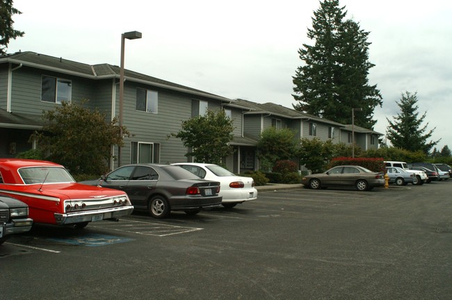 Jennings Park Townhomes in Marysville, WA - Building Photo - Other