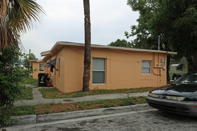 1117 11th St in West Palm Beach, FL - Building Photo - Building Photo
