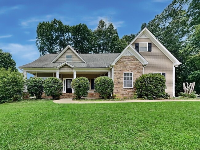 114 Stiles Dr