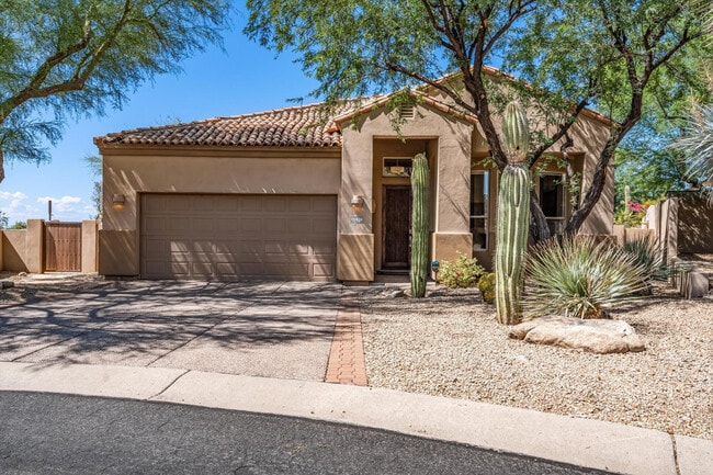 13610 E Laurel Ln in Scottsdale, AZ - Building Photo - Building Photo