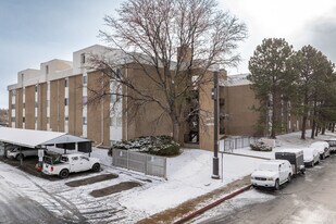 Edenbrook Condominiums in Aurora, CO - Building Photo