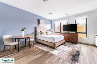 39 Railroad Ave in Haverhill, MA - Building Photo