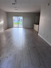 1613 Reflection Cv in St. Cloud, FL - Building Photo - Building Photo