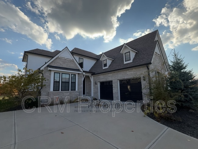 411 Heritage Terrace Ln in Carmel, IN - Building Photo - Building Photo