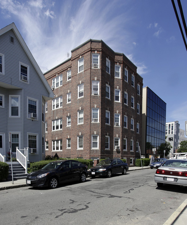 Porter Road Apartents in Cambridge, MA - Foto de edificio