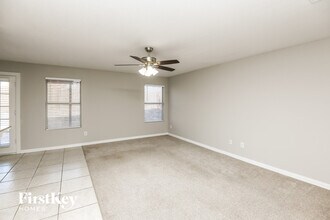 5600 Ainsdale Dr in Fort Worth, TX - Building Photo - Building Photo