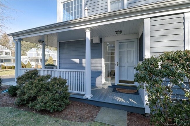 230 Saugatuck Ave in Westport, CT - Building Photo - Building Photo