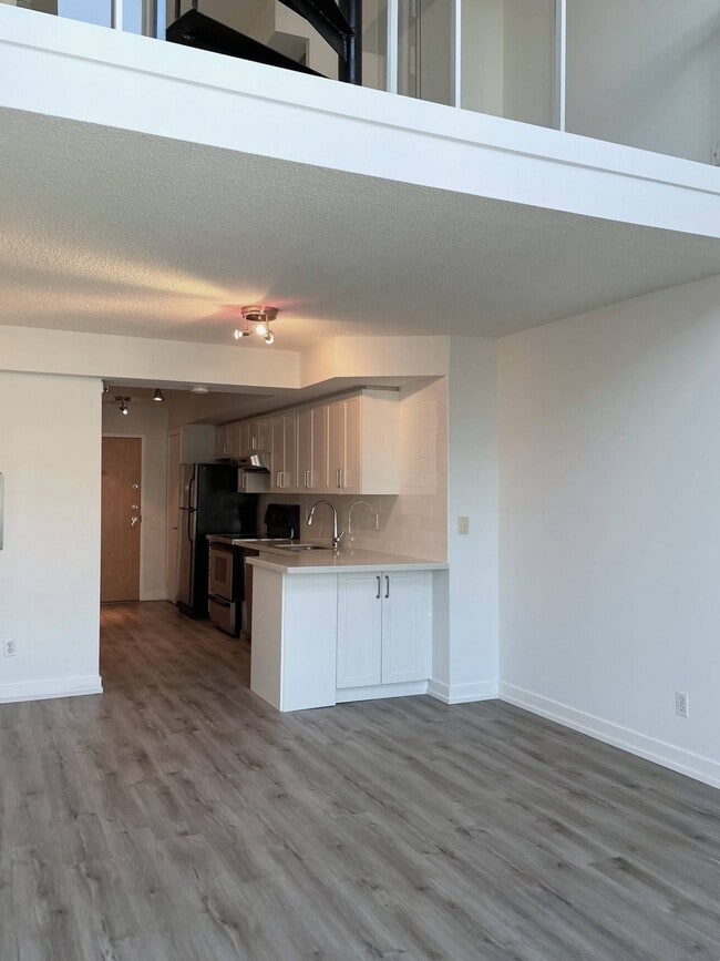 property at 77 Lombard St