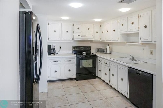 property at 2800 N Ocean Dr