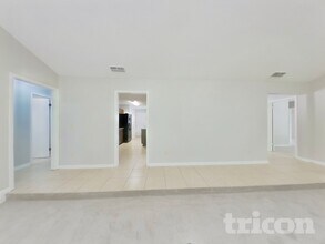 8146 Niska Trail in Jacksonville, FL - Building Photo - Building Photo