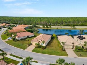 7959 Princeton Dr in Naples, FL - Building Photo - Building Photo
