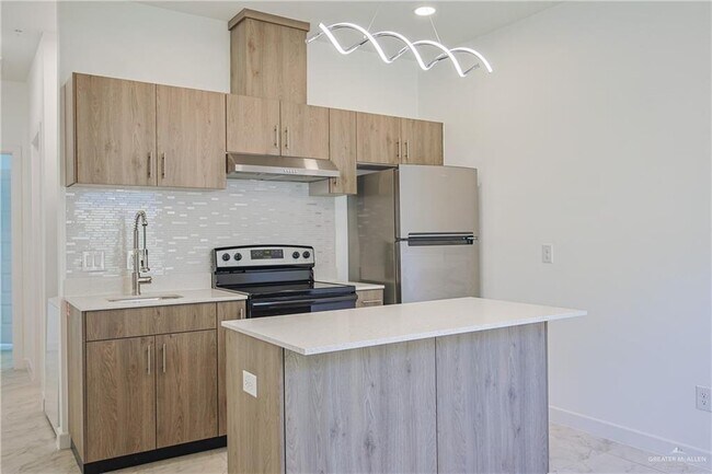 5312 Vision St in Rio Grande City, TX - Building Photo - Building Photo