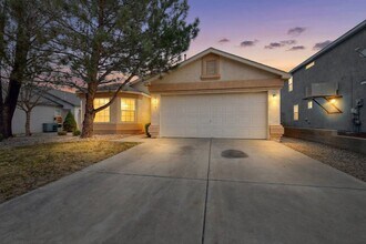 3019 Glorieta Meadows Dr NE in Rio Rancho, NM - Building Photo - Building Photo