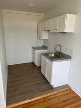 1553 W 94th St, Unit 201 in Chicago, IL - Foto de edificio - Building Photo