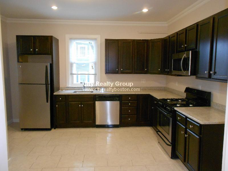 66 Mozart St, Unit 2 in Boston, MA - Building Photo