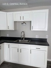 169 E Central Ave in Delaware, OH - Building Photo - Building Photo