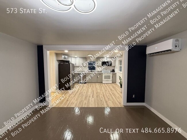 573 State St in Mertztown, PA - Building Photo - Building Photo