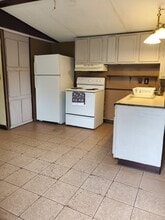 8186 W Fairoak Ct in Crystal River, FL - Building Photo - Building Photo