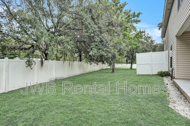 12214 Sweet Branch Ct