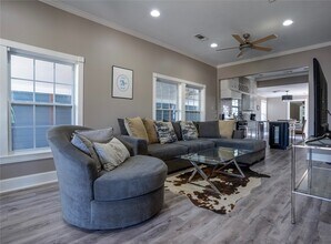 802 Enid St in Houston, TX - Building Photo - Building Photo