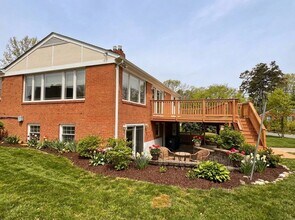 5212 Mount Vernon Memorial Hwy in Alexandria, VA - Building Photo - Building Photo